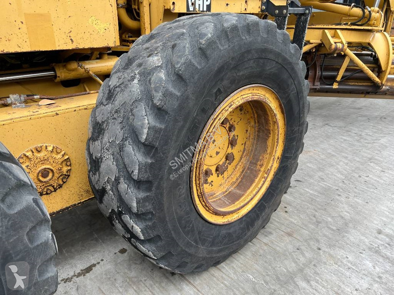 Grejder Caterpillar