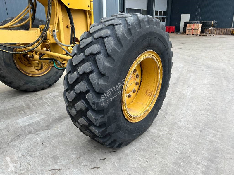 Grejder Caterpillar