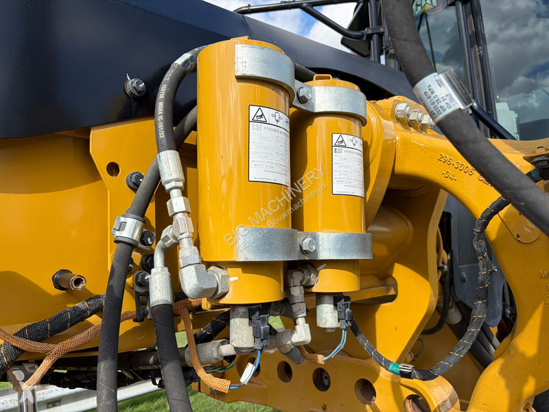 Niveladora Caterpillar 140 AWD 15A CE / TUV /...