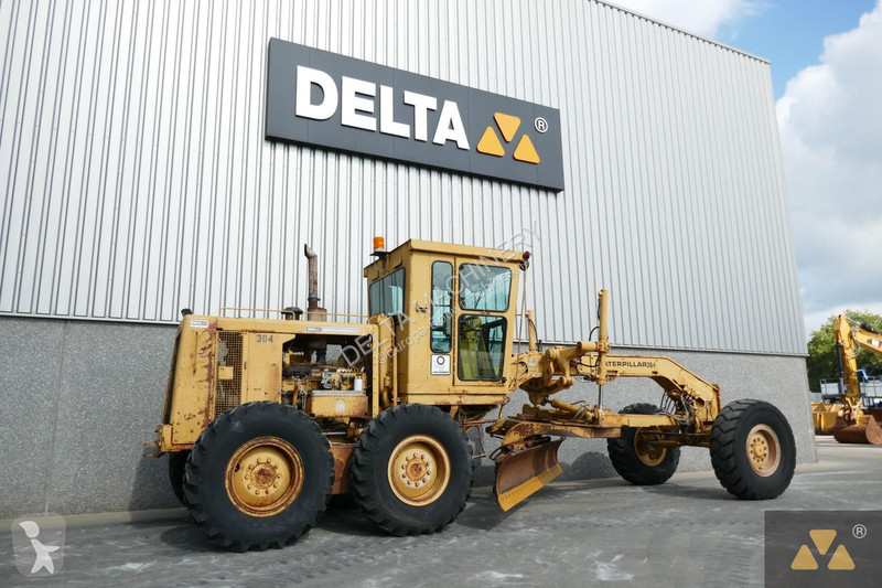 Grader Caterpillar