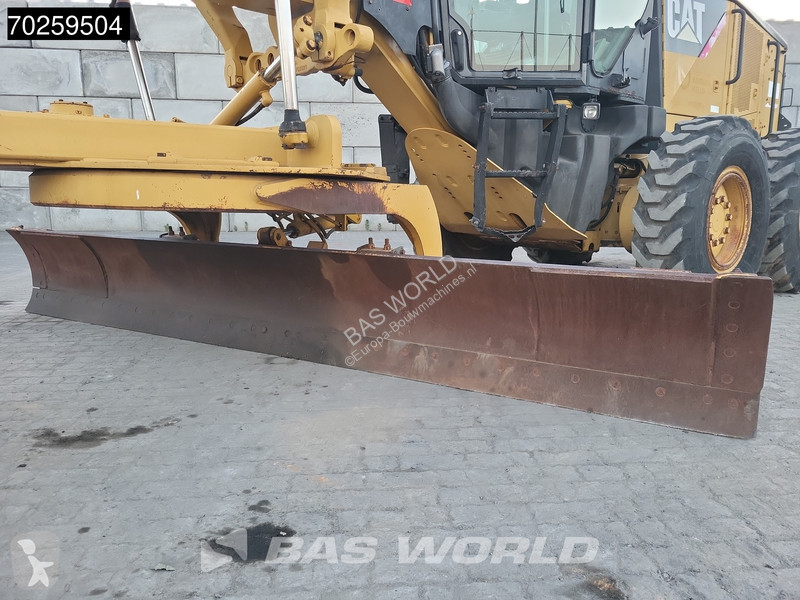 ممهدة طرق Caterpillar