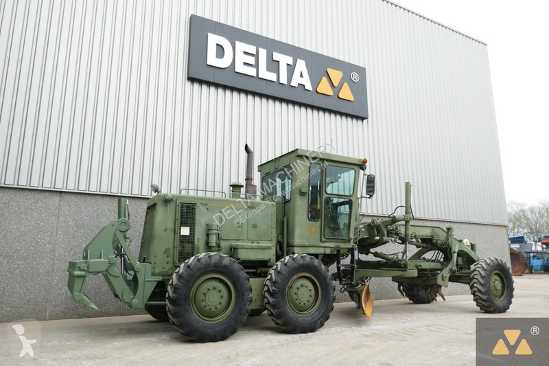 Grejdr Caterpillar Ex-army