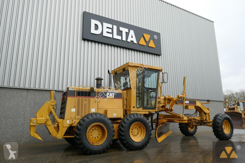 Niveladora Caterpillar Ex-army