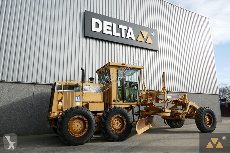 Niveladora Caterpillar