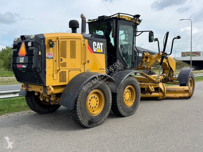 Grader Caterpillar