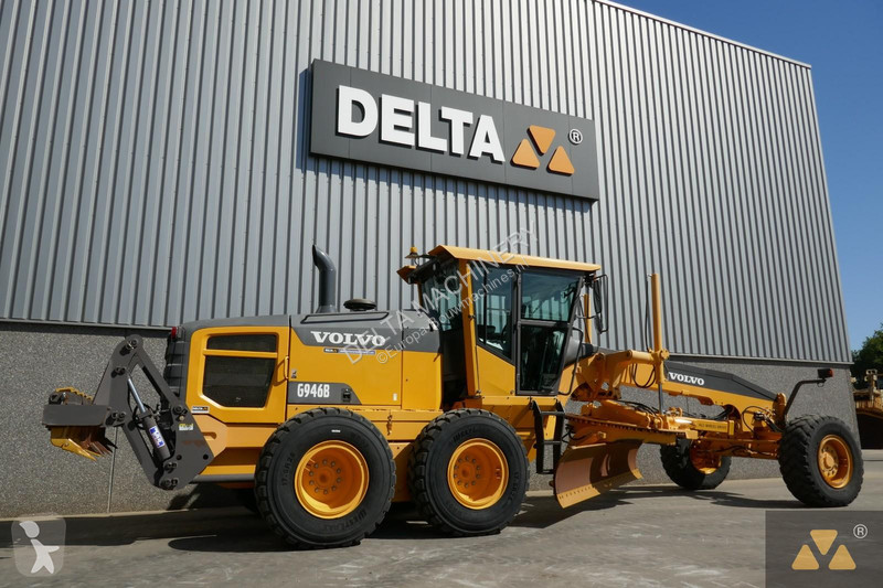 Grader Volvo AWD