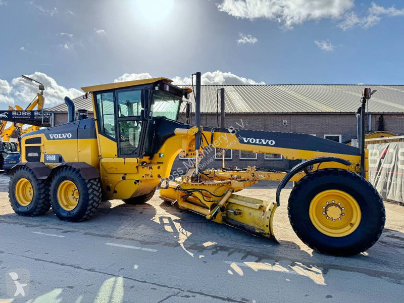 Grader Volvo B - 4.90 Meter Blade / Backup Camera