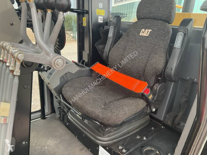 ممهدة طرق Caterpillar 140GC