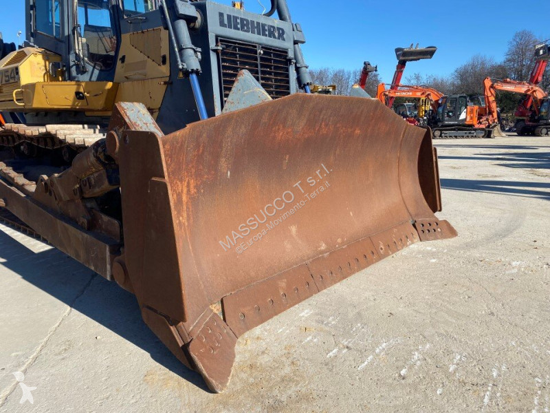 ممهدة طرق Liebherr 754