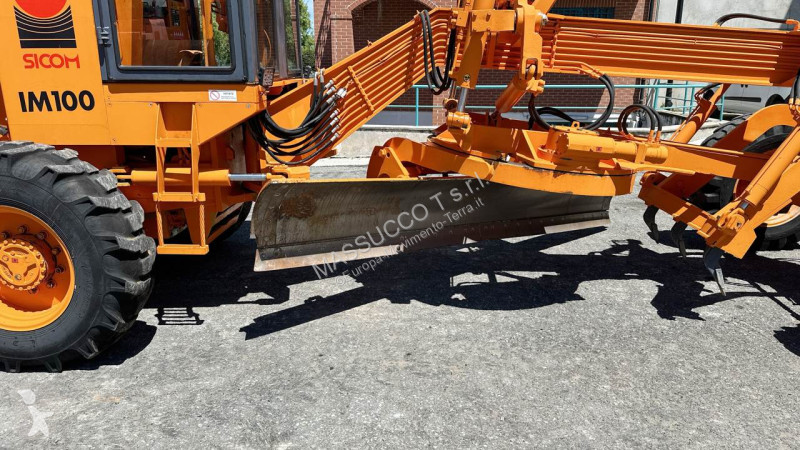 Grejder Sicom IM100 F 6X4