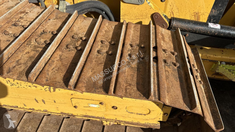 ممهدة طرق Caterpillar D4K2 LGP