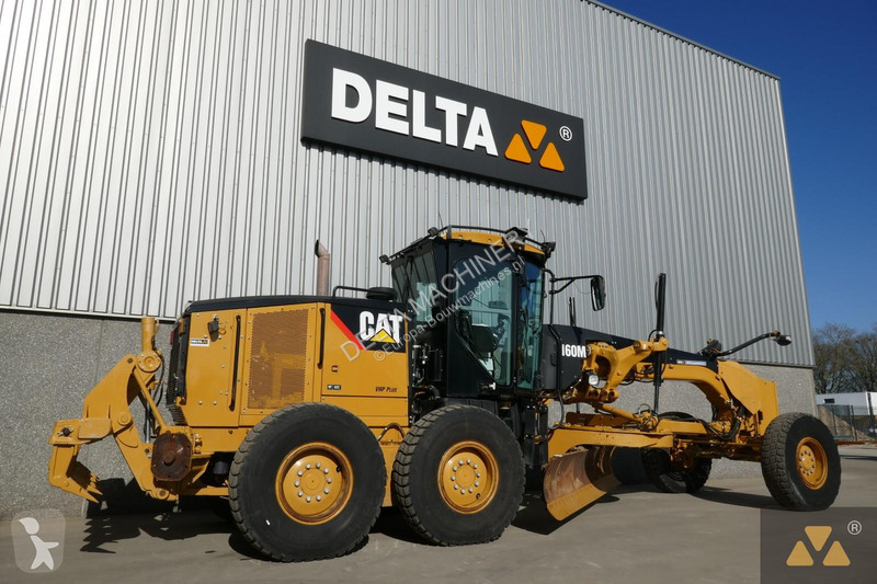 Grejder Caterpillar 160M