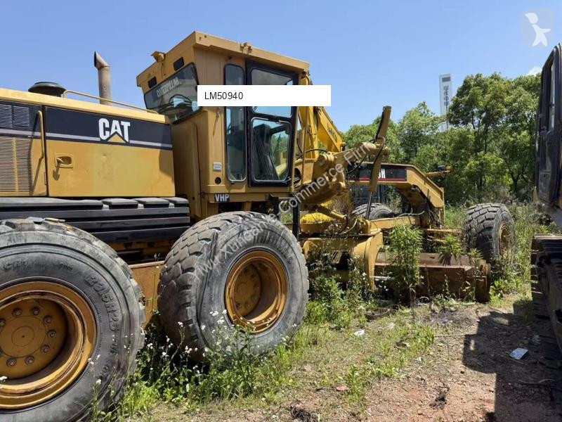 Grejder Caterpillar 16H