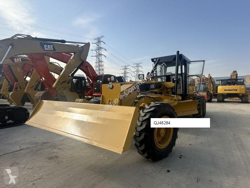 ممهدة طرق Caterpillar 140K