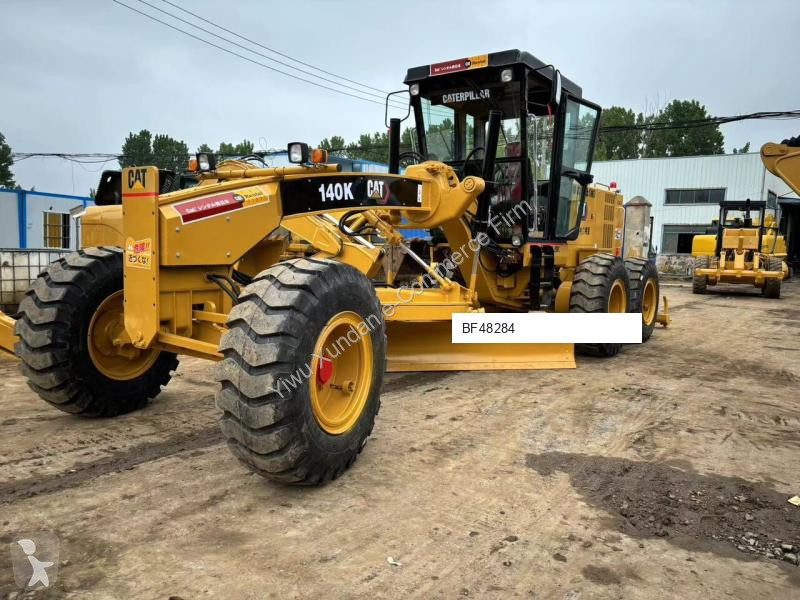 ممهدة طرق Caterpillar 140K