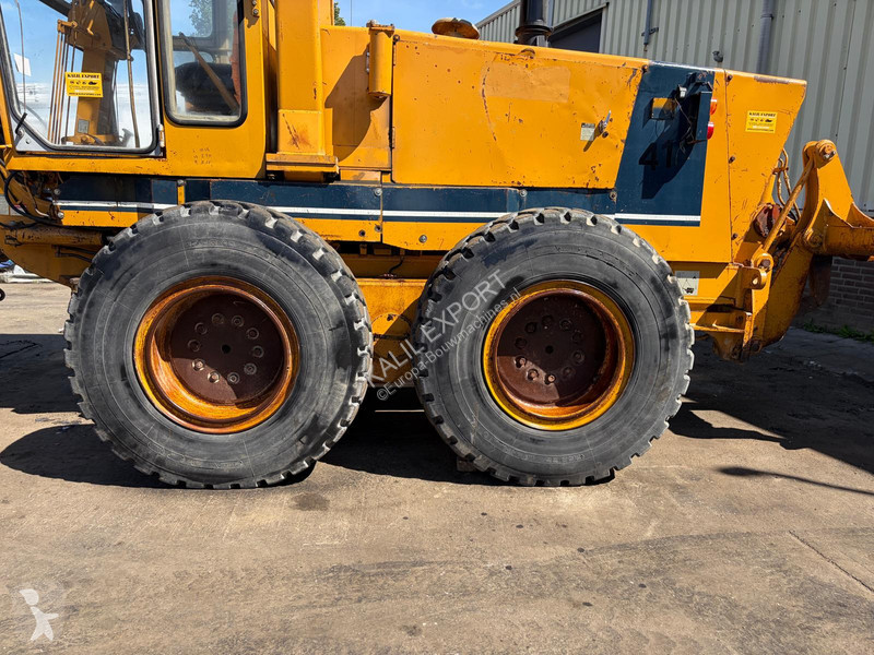 Niveladora Komatsu GD623A-1 - Grader with...