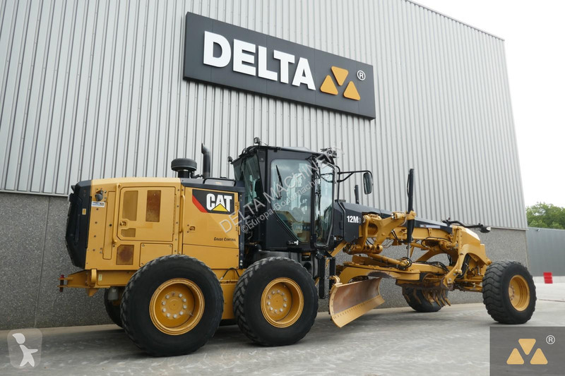 Grejder Caterpillar 12M3