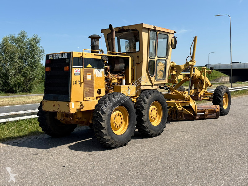 Grejder Caterpillar