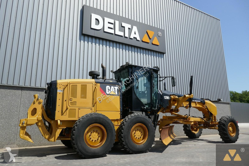 Grejder Caterpillar 12M3