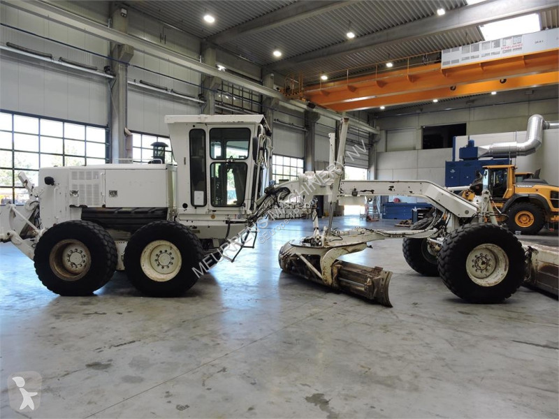 Grejder Caterpillar 12H