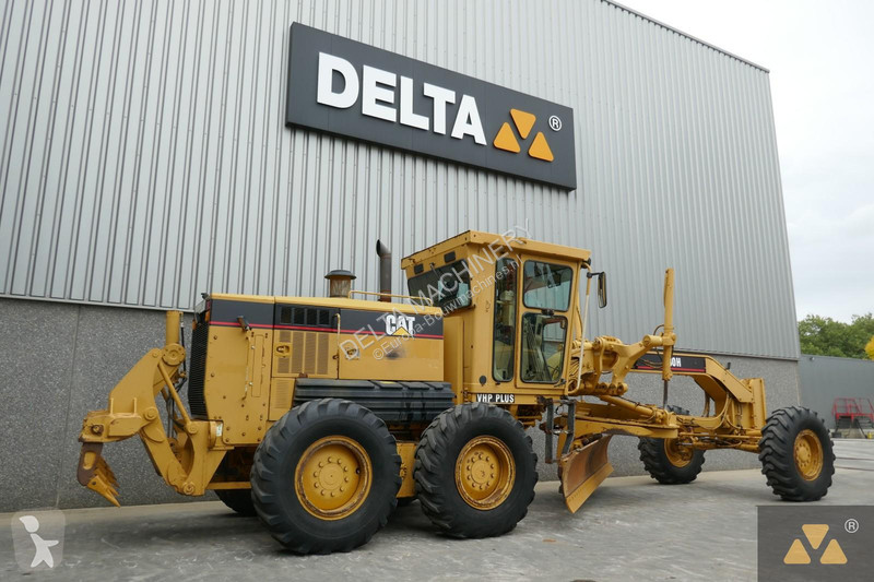 Niveladora Caterpillar