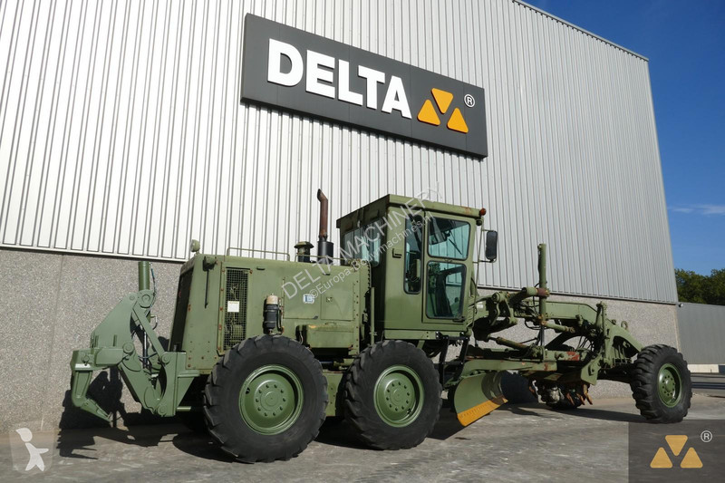 Грейдер Caterpillar Ex-army