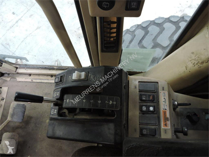 Grejder Caterpillar 12H