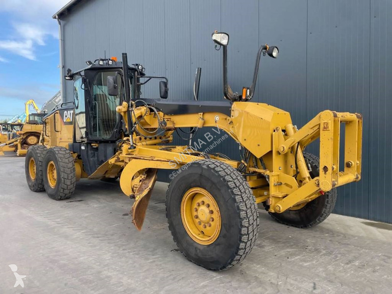 Grejder Caterpillar 140M