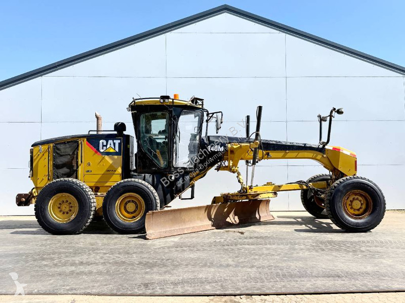 Grejder Caterpillar 140M VHP Plus - Joysticks...