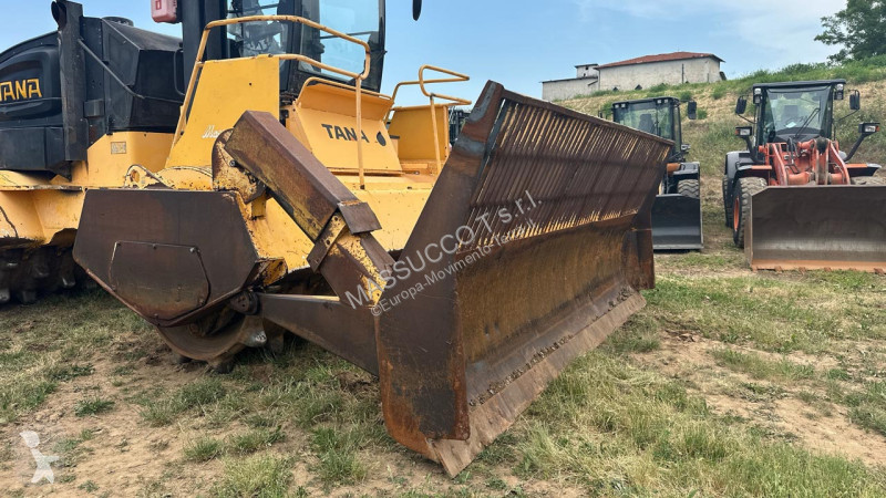 Grejder  E520