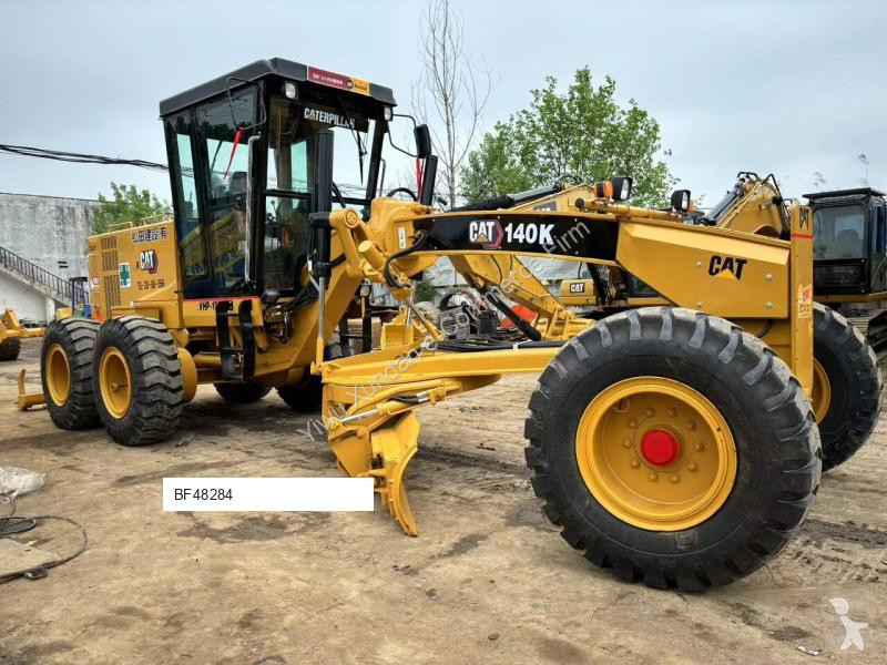 ممهدة طرق Caterpillar 140K