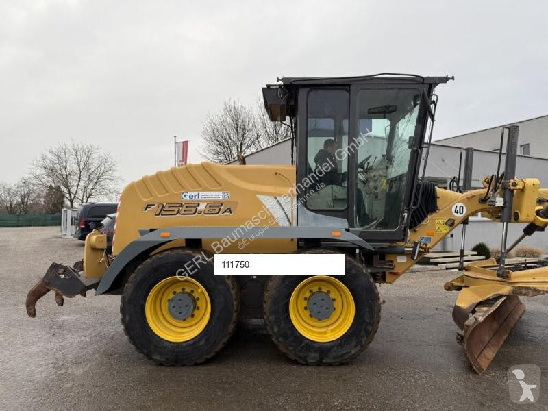 Vägskrapa New Holland F 156.6 A