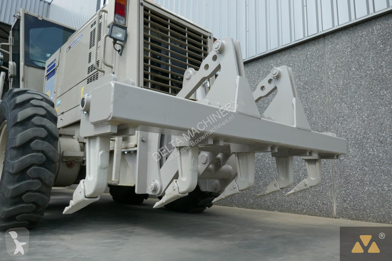 Livellatrice Komatsu GD555-5 Ex-army