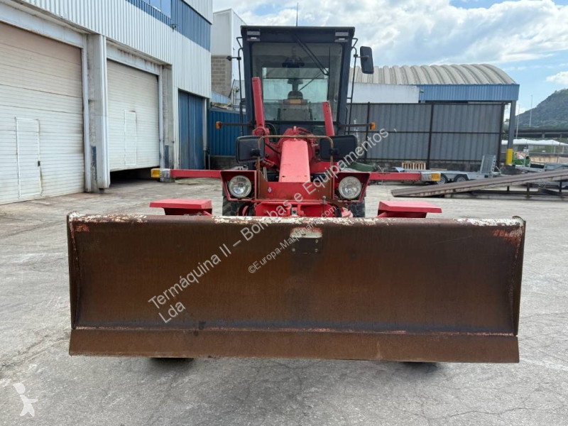 Niveladora  F 106