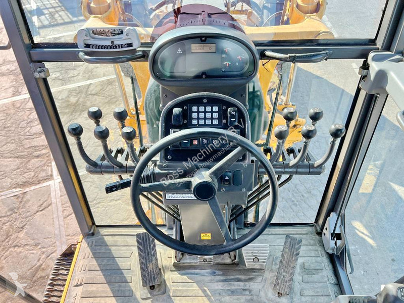 Grader Volvo 6x6 AWD - EPA Certified