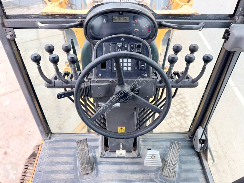 Grader Volvo - 4.27 Meter Blade / EPA Certified