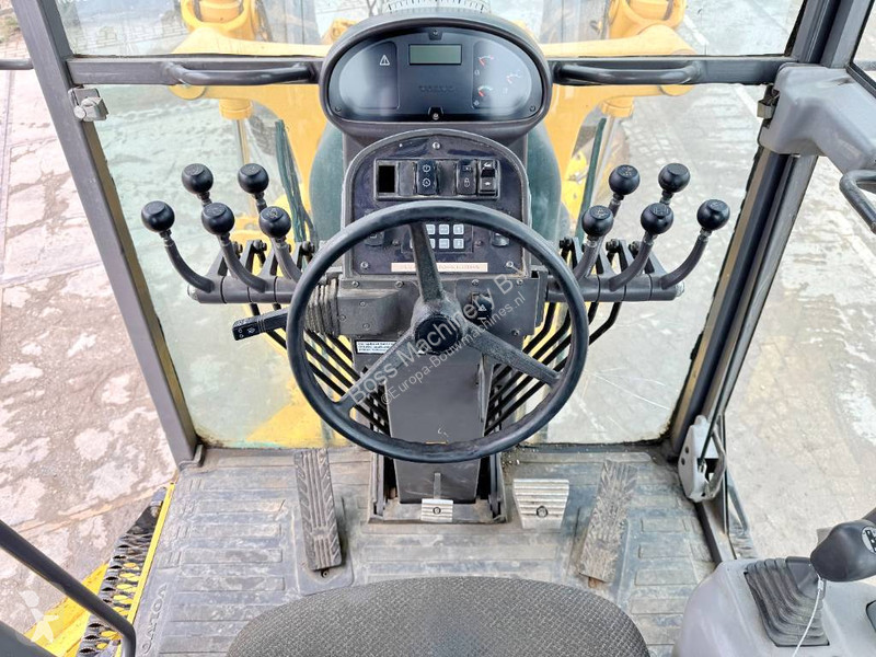 Grader Volvo - 5.5 Meter Blade / EPA Certified