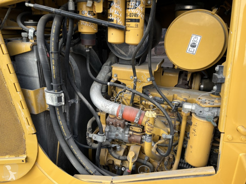 Grejder Caterpillar D7E