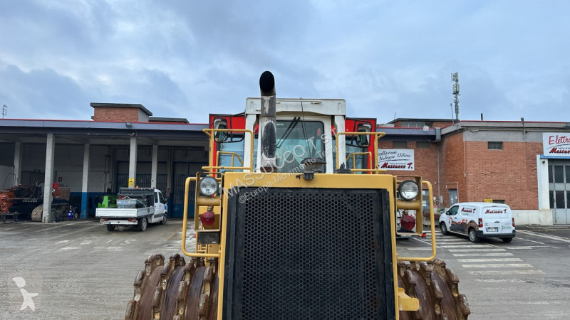 Grejder Caterpillar 825C