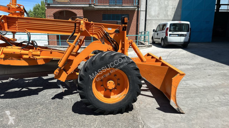 Grejder Sicom IM100 F 6X4