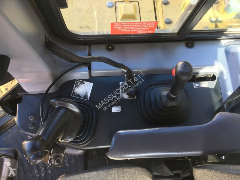 ممهدة طرق Komatsu D65WX-16