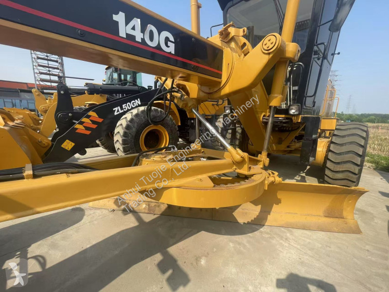 Grejder Caterpillar 140g used motor grader...