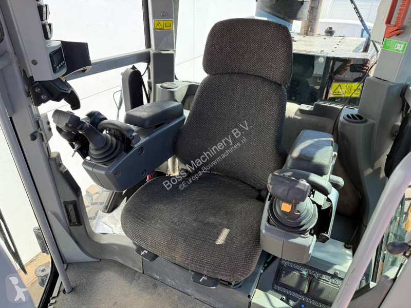 Grejder Caterpillar 160M AWD - 3 Tine Ripper /...