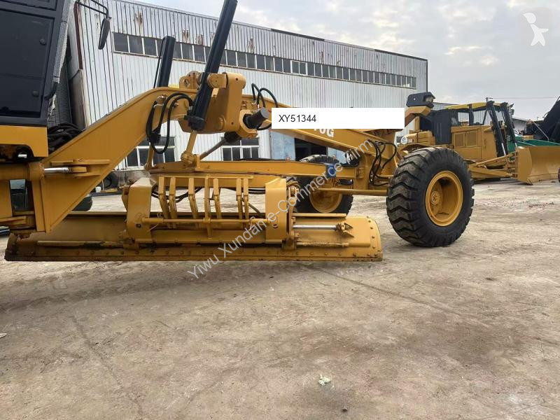 Grejder Caterpillar