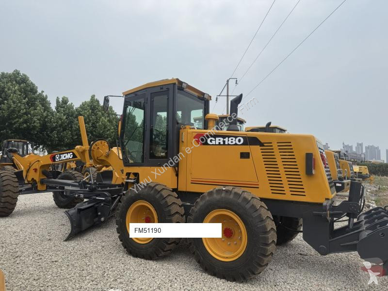 Grejder XCMG GR180