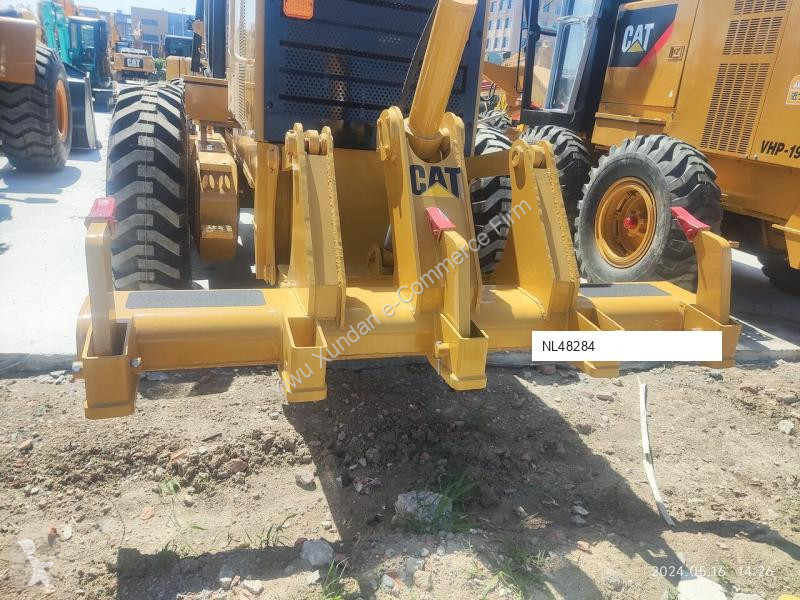 ممهدة طرق Caterpillar 140M