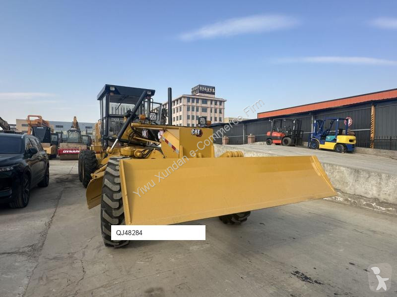 ممهدة طرق Caterpillar 140K