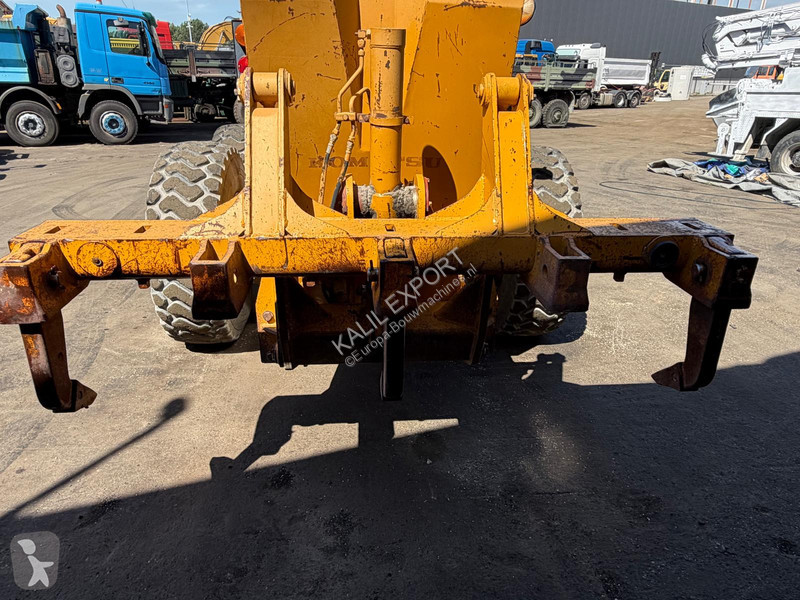 Niveladora Komatsu GD623A-1 - Grader with...