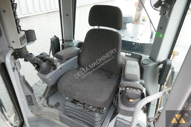 Grejder Caterpillar 14M