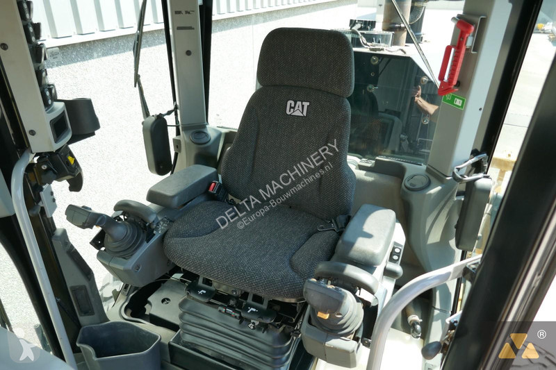 Grejder Caterpillar 12M3